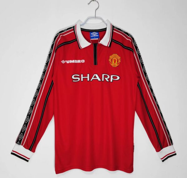 Man United 1998/99 Retro Kit