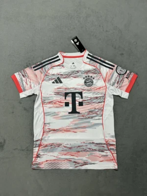 25/26 Bayern Munich Away - Glitch Graphic