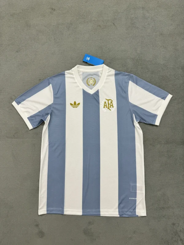 Argentina Retro Heritage - Gold Trefoil