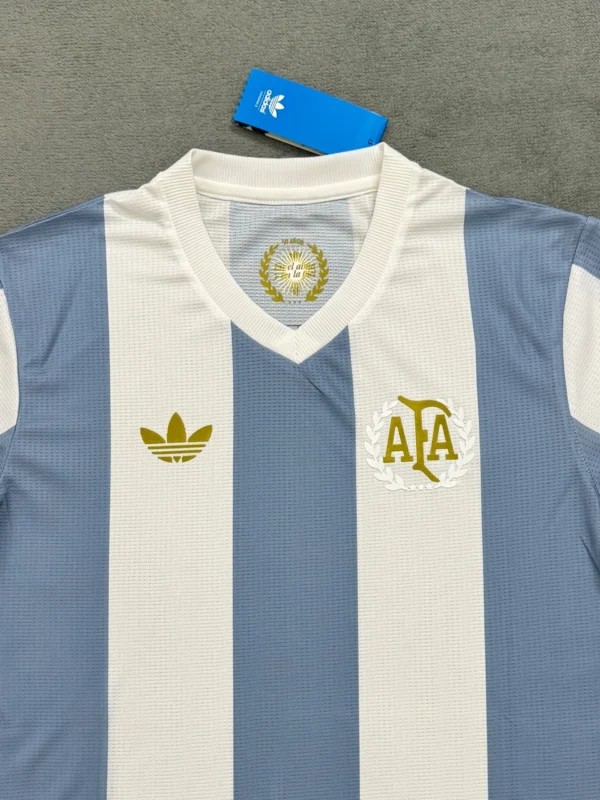 Argentina Retro Heritage - Gold Trefoil