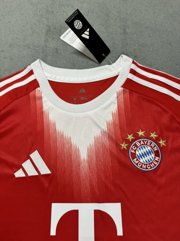 2025/26 Bayern Munich Home - White Pillars