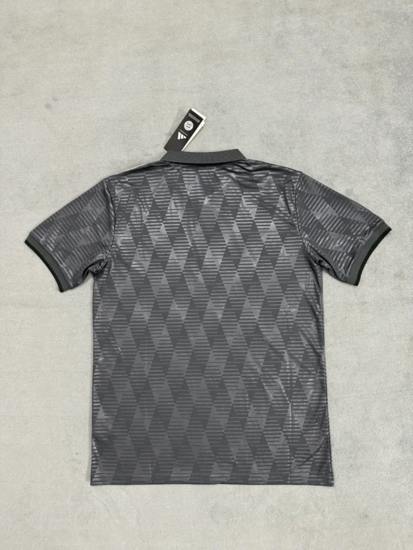 25/26 Bayern Munich Third - Obsidian Trefoil