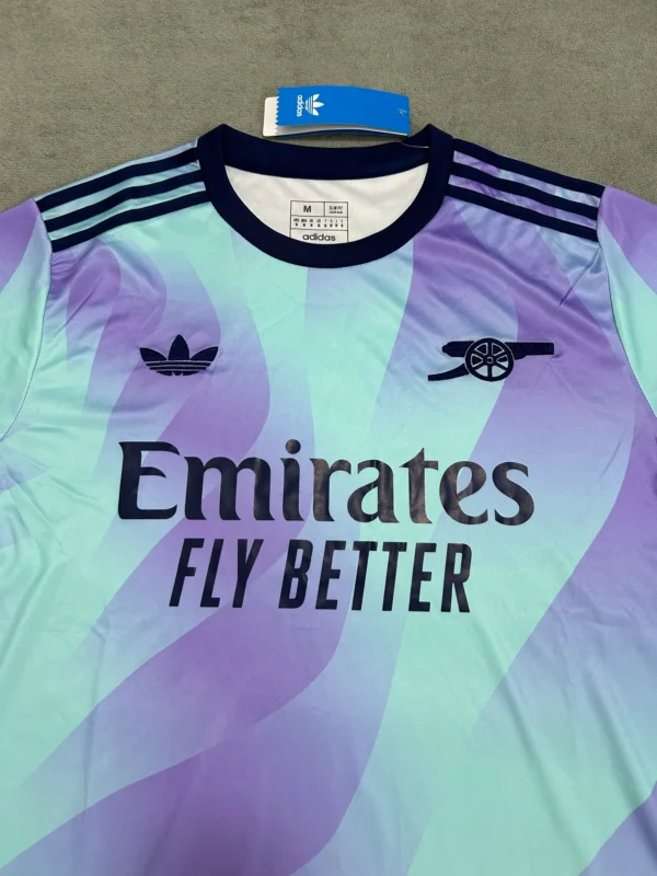 Arsenal Retro Gradient Jersey