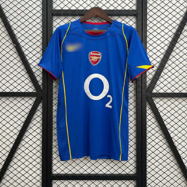 Arsenal 2004/2005 Away Retro Jersey