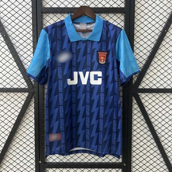 Blur-27062026-34.jpg Arsenal 1994/1995 Away Retro Jersey