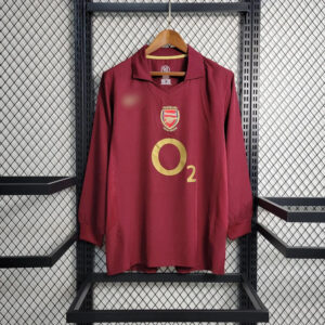 Blur-27062026-37.jpg Arsenal 2005/2006 Home Long Sleeve Retro Jersey