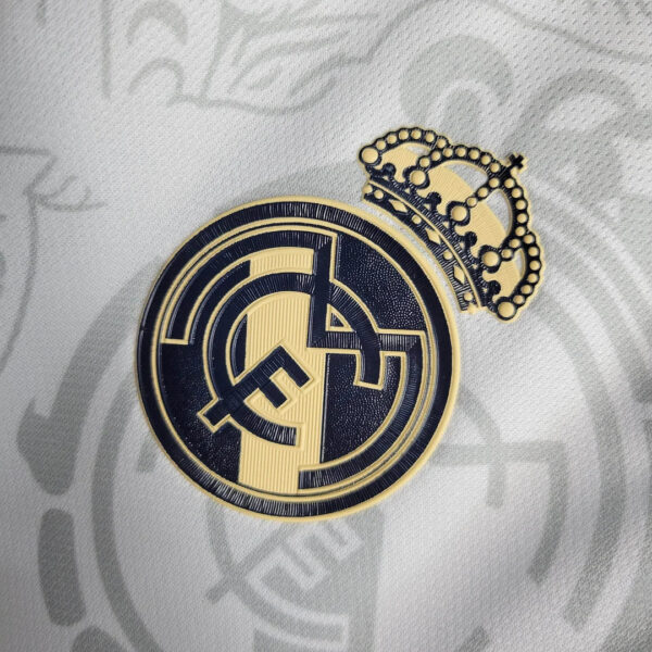 Real Madrid White Elegance Jersey