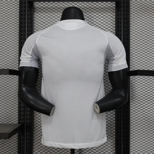 IMG_3780.jpg Real Madrid 2025/2026 Home Player Jersey