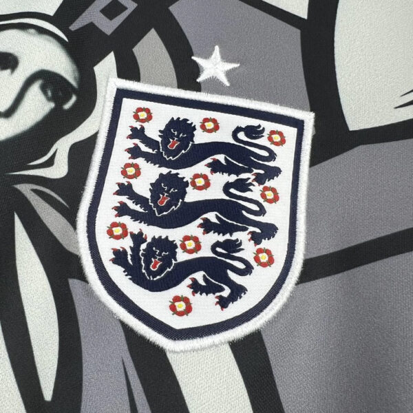 IMG_6511.jpg England x Palace Jersey