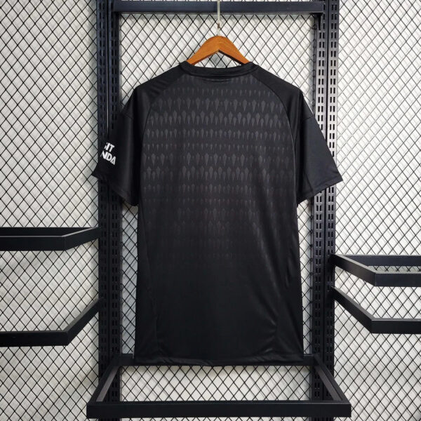 Arsenal 2023/2024 Goalkeeper Jersey
