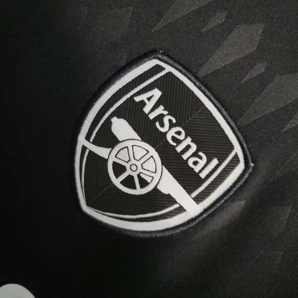 Arsenal 2023/2024 Goalkeeper Jersey