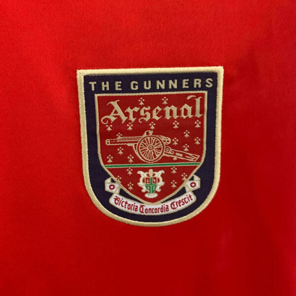 IMG_8430.jpg Arsenal 2000-2002 Home Retro Jersey